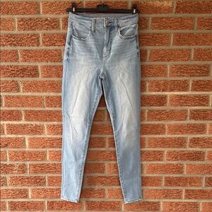 AMERICAN EAGLE High Waisted Jeans